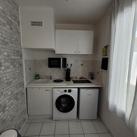Appartement Spacieux 28M2 Avec Chambre Separee Issy-les-Moulineaux Zewnętrze zdjęcie